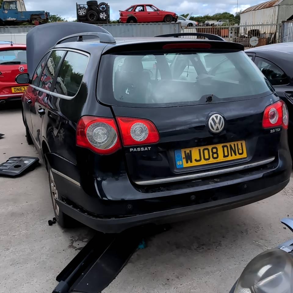 VOLKSWAGEN PASSAT SE TDI