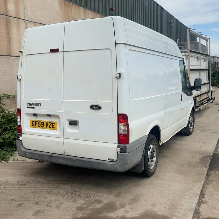 FORD TRANSIT 85 T260S FWD