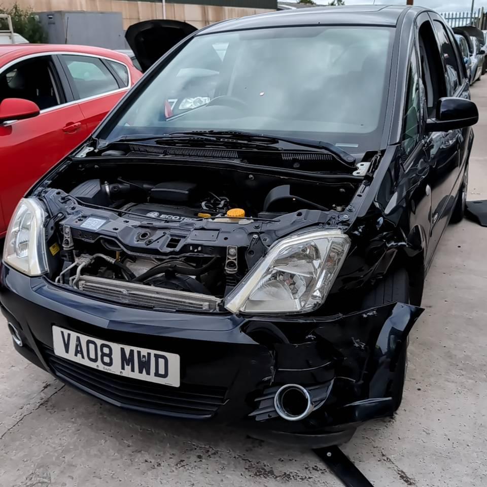 VAUXHALL MERIVA DESIGN