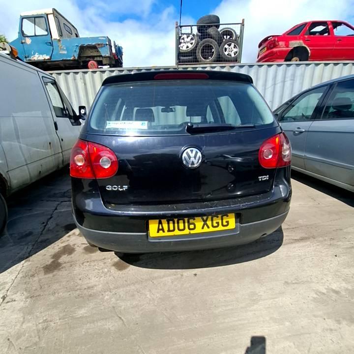 VOLKSWAGEN GOLF TDI SE
